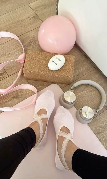 The Ballerina grippy socks